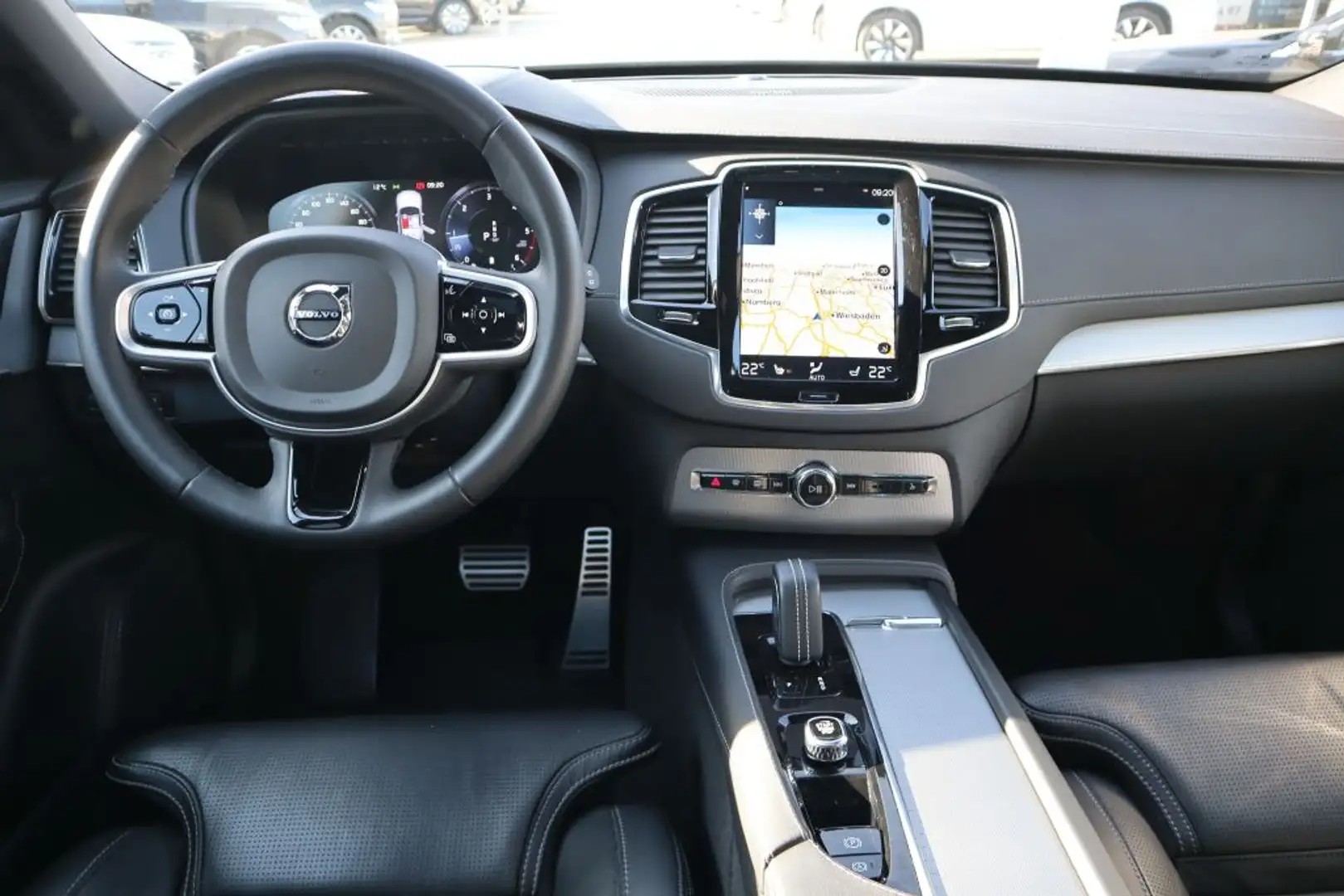 
								Volvo XC90 full									