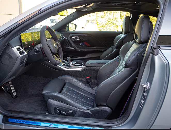 
								BMW M2 full									